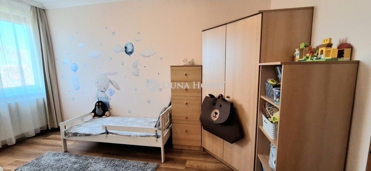 4 bed · 105m² · 73.900.000 ft