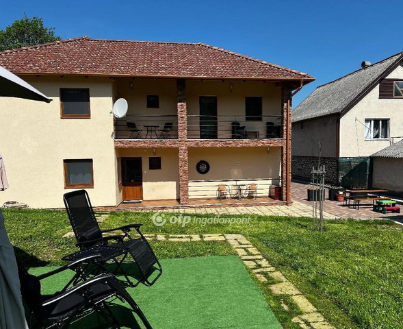 Eladó családi ház, Szilvásváradon 224.9 M Ft, 6 szobás