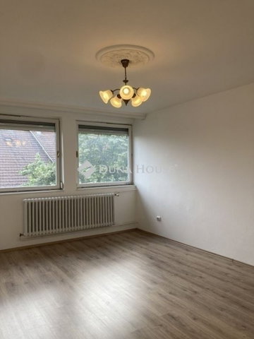 Eladó téglalakás, Kecskeméten 72 M Ft, 4 szobás
