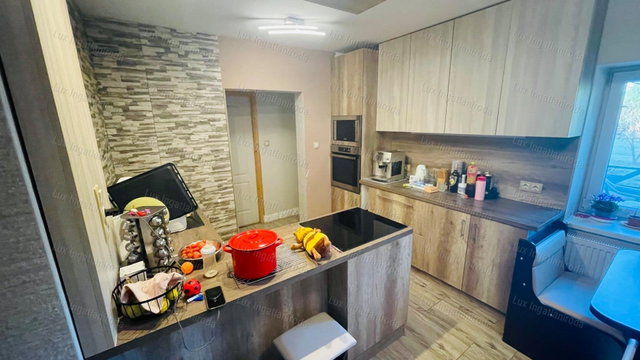 Eladó családi ház, Ácson 40 M Ft, 3 szobás