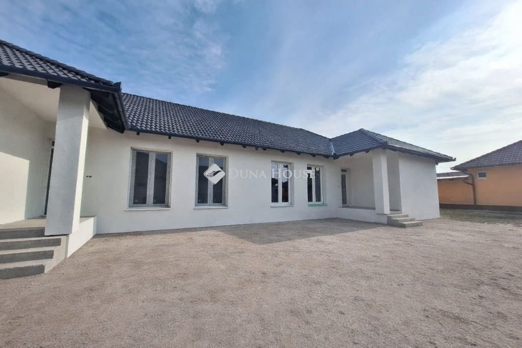 4 bed · 80m² · 87.500.000 ft