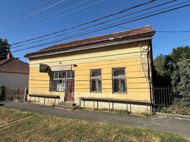 Eladó családi ház, Tokajban 19.9 M Ft, 3 szobás