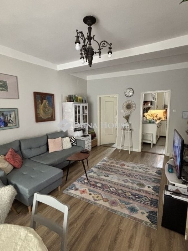 3 bed · 76m² · 77.000.000 ft