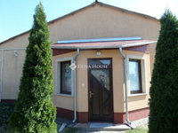 Eladó családi ház, Orosházán 72 M Ft, 3 szobás
