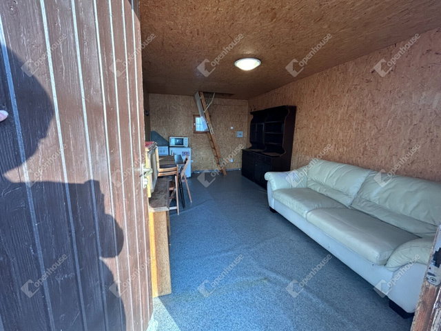 Eladó nyaraló, Oroszlányban 13 M Ft, 1 szobás