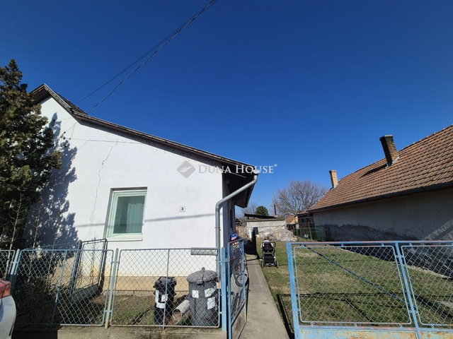 Eladó családi ház, Siófokon 51 M Ft, 4 szobás