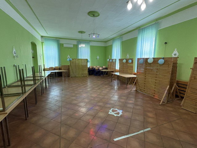 Eladó családi ház, Földeákon, Béke utcában 45 M Ft, 7 szobás