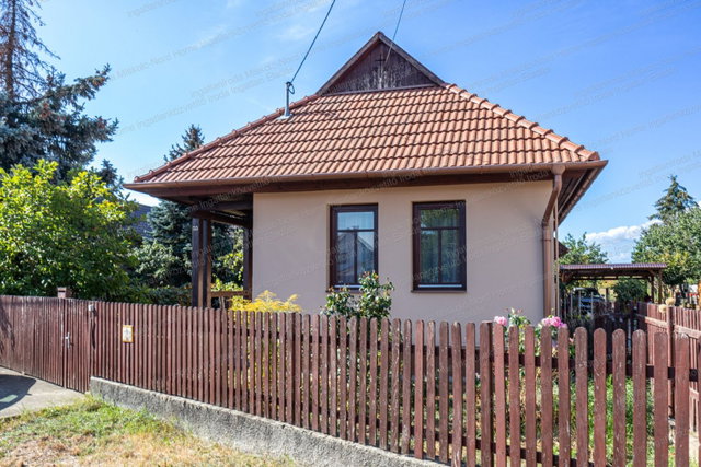 Eladó családi ház, Felsőzsolcán 66 M Ft, 3 szobás