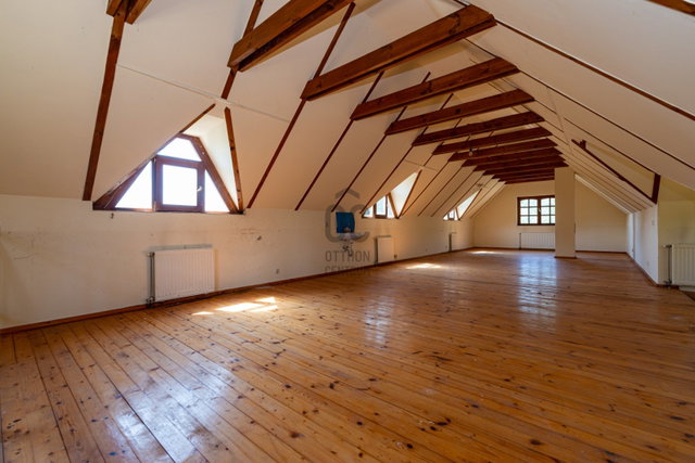 Eladó családi ház, Solymáron 124.99 M Ft, 3 szobás
