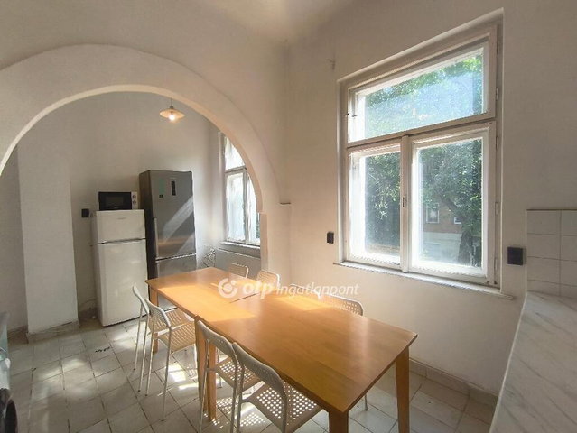 Eladó családi ház, Budapesten, XIV. kerületben 269 M Ft