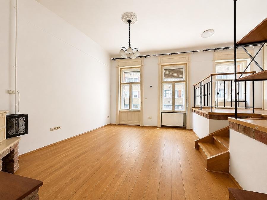 1 bed · 73m² · 114.900.000 ft