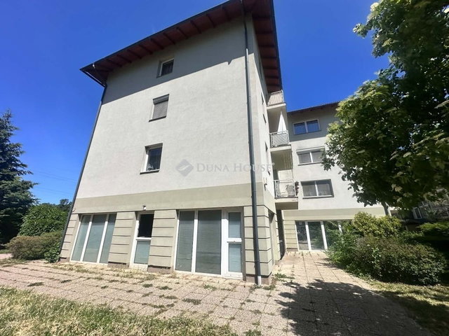 Eladó iroda, Tatabányán 58.8 M Ft / költözzbe.hu