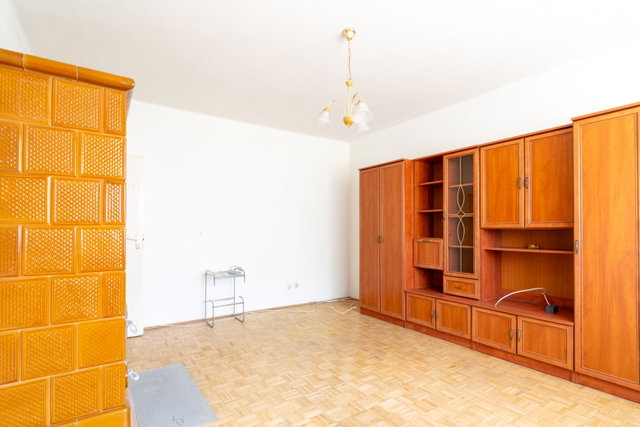 Eladó téglalakás, Mosonmagyaróváron 27.99 M Ft, 1 szobás