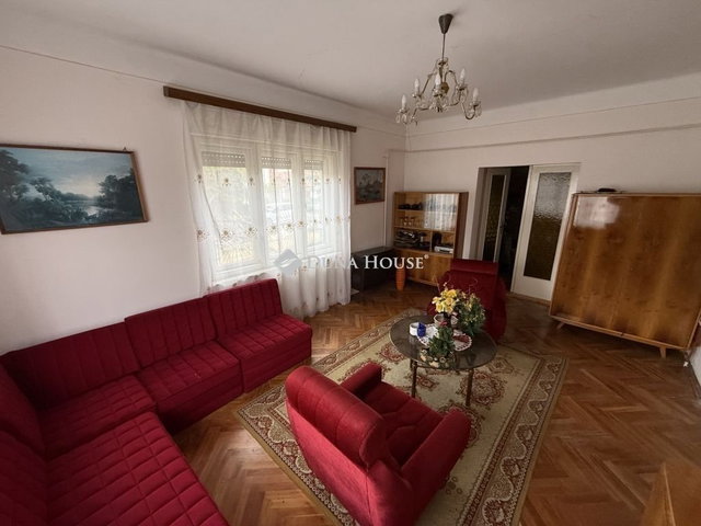 Eladó családi ház, Kecskeméten 65 M Ft, 3 szobás