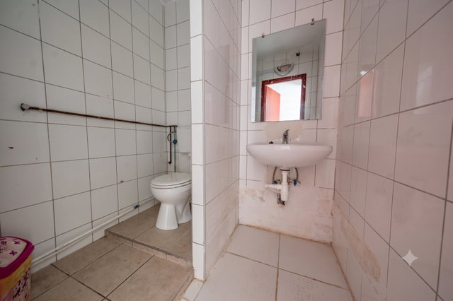 Eladó üzlethelyiség, Budapesten, VIII. kerületben 75 M Ft