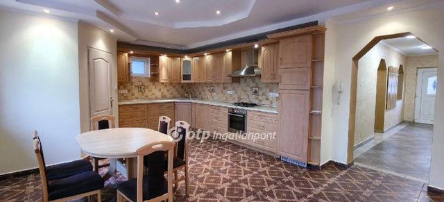 Kiadó családi ház, albérlet, Dunakeszin 450 E Ft / hó, 4 szobás