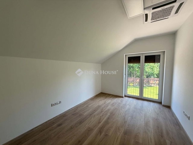 Kiadó ikerház, albérlet, Kecskeméten 400 E Ft / hó, 2 szobás