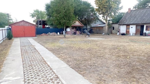 Eladó családi ház, Helvécián 43.5 M Ft, 3 szobás