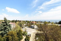 Eladó iroda, XII. kerületben 395 M Ft, 10 szobás
