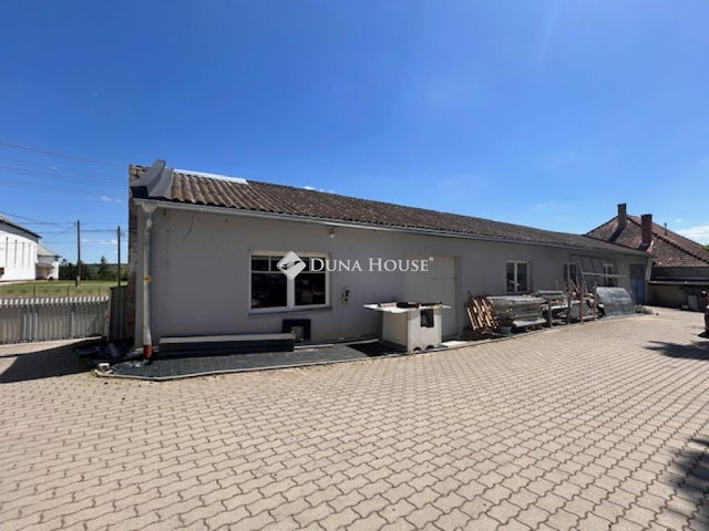 Eladó ipari ingatlan, Pölöskén 199 M Ft / költözzbe.hu