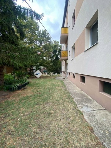 Eladó téglalakás, Kecskeméten 42 M Ft, 1+1 szobás