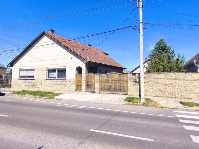 Eladó családi ház, Dombóváron, Rákóczi utcában 45.5 M Ft