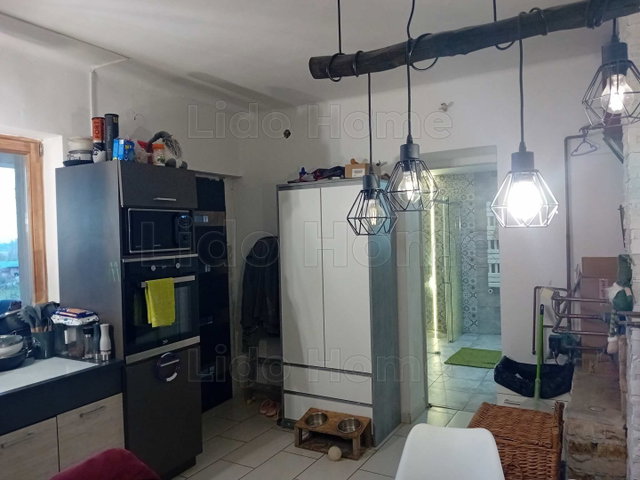 Eladó családi ház, Csopakon 230 M Ft, 3 szobás