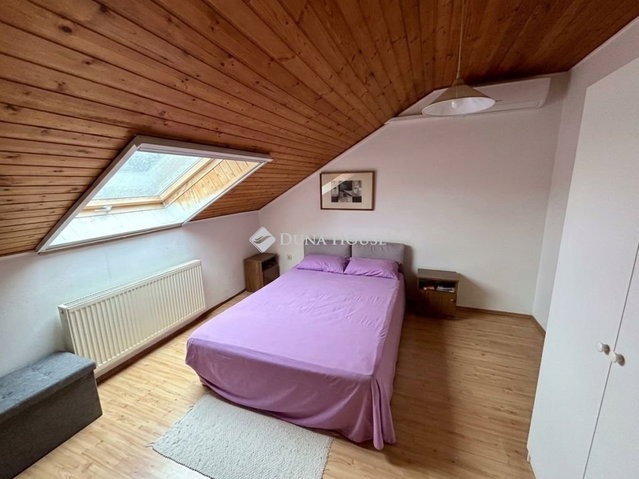 Eladó téglalakás, Budapesten, XV. kerületben 99.9 M Ft, 4 szobás