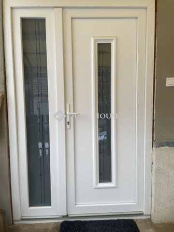Eladó családi ház, Csókakőn 46.8 M Ft, 1+2 szobás