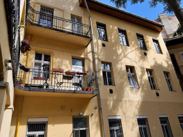 Eladó téglalakás, Budapesten, XII. kerületben 119.1 M Ft