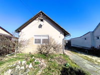 Eladó családi ház, Dombóváron, Báthori utcában 18.5 M Ft