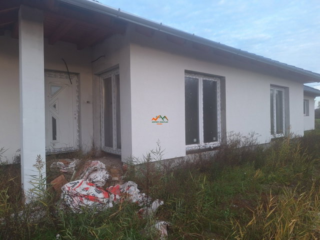 Eladó családi ház, Ráckevén 87.9 M Ft, 4 szobás