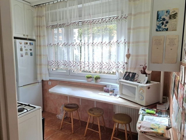 Eladó panellakás, Székesfehérvárott 59 M Ft, 3 szobás