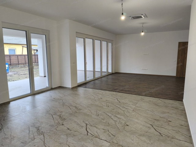 Eladó családi ház, Nyírtelken 109 M Ft, 4 szobás