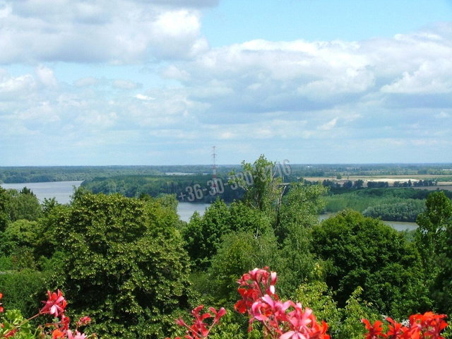 Eladó téglalakás, Dunaújvárosban 71.9 M Ft, 3+1 szobás