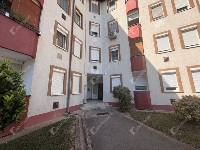 Eladó üzlethelyiség, Keszthelyen 38.5 M Ft, 3 szobás