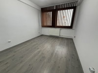 Kiadó iroda, Veszprémben, Óváros téren 80 E Ft / hó