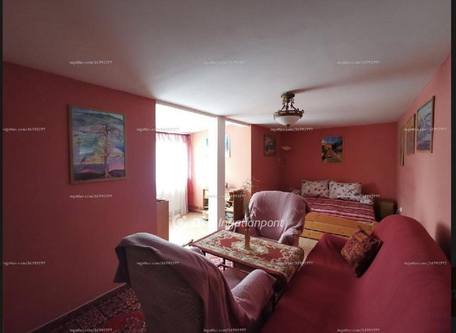 Eladó családi ház, Rácalmáson 91.25 M Ft, 5 szobás