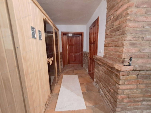 Eladó családi ház, Nyíregyházán 189.9 M Ft, 5 szobás