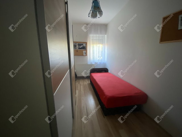 Eladó családi ház, Hajdúsámsonon 67 M Ft, 4 szobás