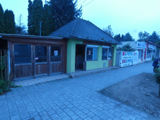 Eladó családi ház, Dunaharasztin 180 M Ft, 2 szobás