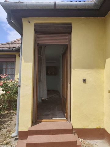 Eladó családi ház, Sükösdön 16.5 M Ft, 2 szobás