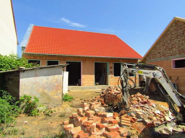 Eladó családi ház, Szigetváron 112.9 M Ft, 4 szobás
