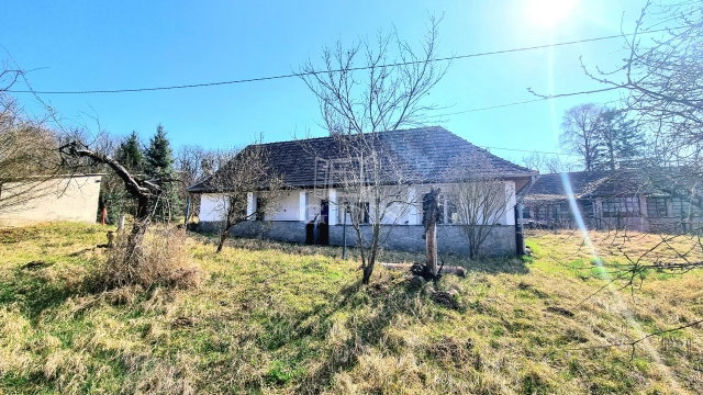 Eladó családi ház, Tésán 27.9 M Ft, 2 szobás