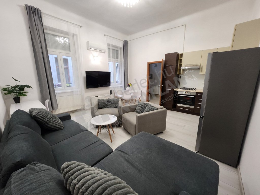 2 bed · 43m² · 299.000 ft