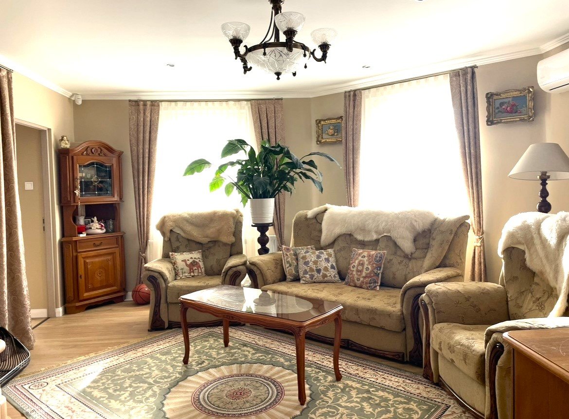 5 bed · 240m² · 145.000.000 ft