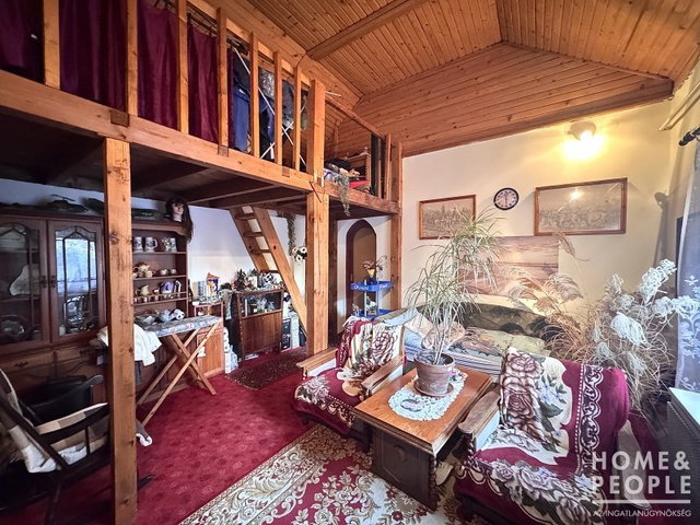 Eladó családi ház, Hódmezővásárhelyen 37 M Ft, 2 szobás