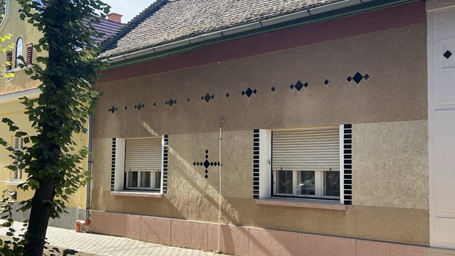 Eladó családi ház, Makón 29.5 M Ft, 2+1 szobás