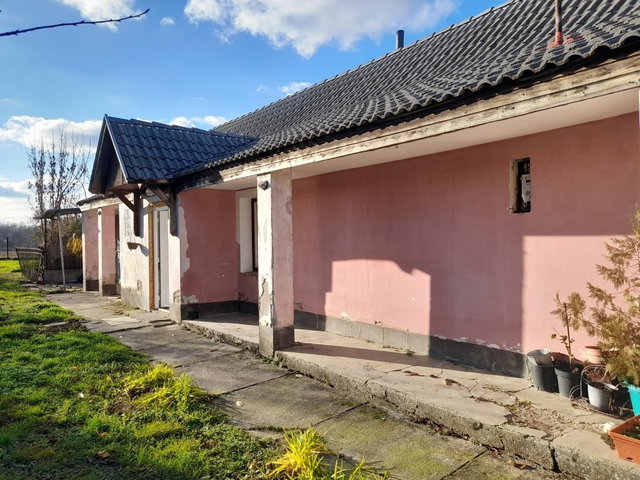 Eladó családi ház, Sárkeszin 22.9 M Ft, 2 szobás