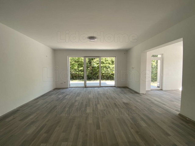 Eladó családi ház, Balatonszabadiban 86.9 M Ft, 4 szobás